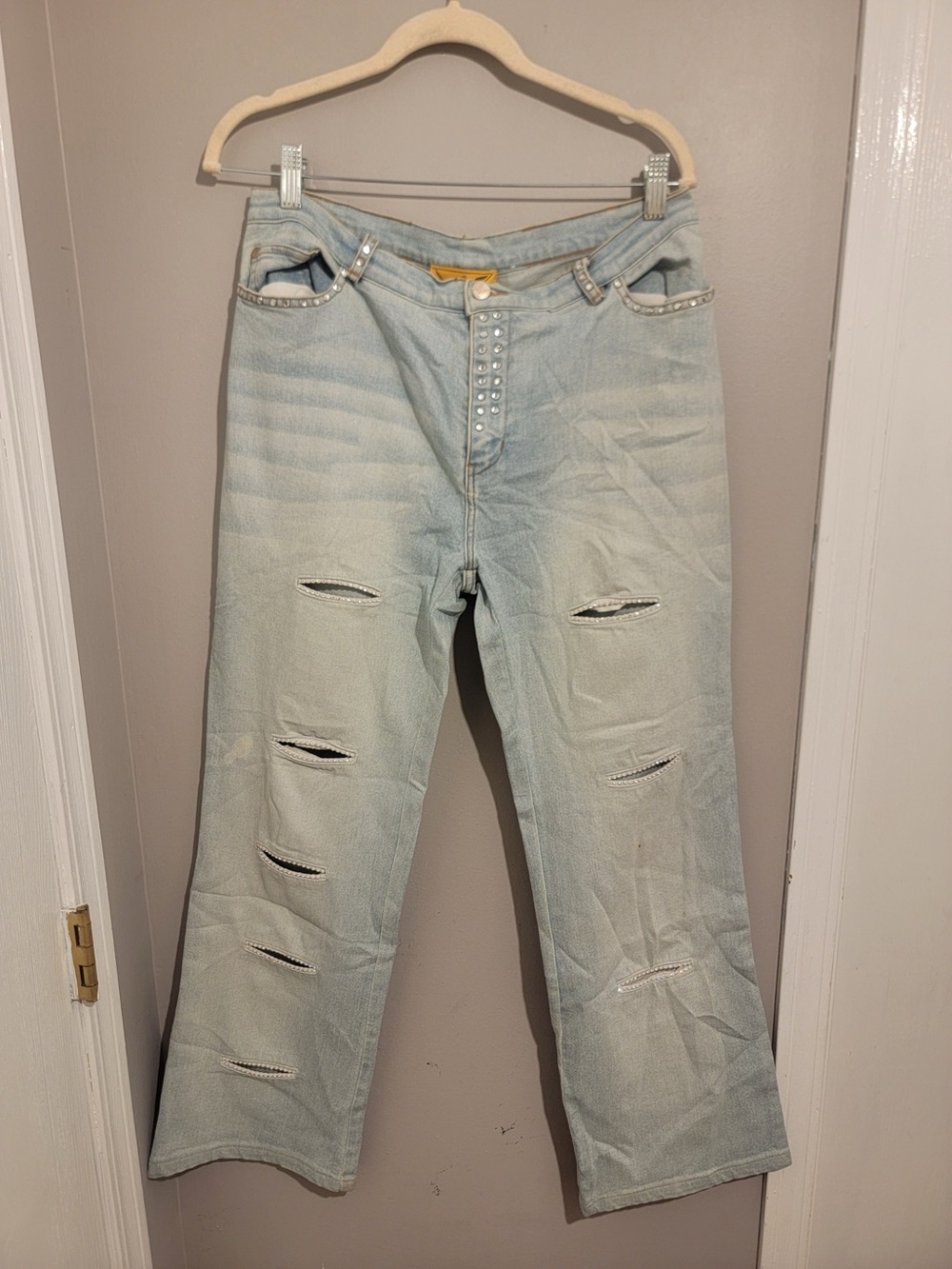Anev Vintage Womens Light Wash Rhinestone Cut Out Distressed Jeans Size 12